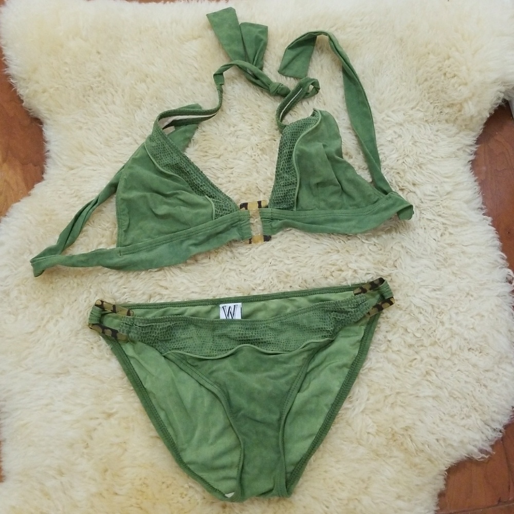 WDG Sw Suit